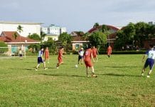 Các đội thi đấu ở nội dung bóng đá nam.