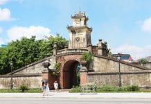 Di tích lịch sử Quảng Bình quan (phường Đồng Hải, TP. Đồng Hới). 