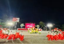 Phần thi tự chọn của CLB dân vũ Công an tỉnh.