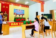 Tuyên truyền giảm tỷ lệ tảo hôn thông qua phiên tòa giả định.