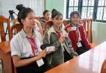 Việc tham gia bảo hiểm y tế đang trở thành nhu cầu tất yếu của học sinh, sinh viên.
