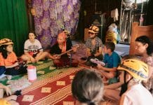 Di sản văn hóa của đồng bào Bru-Vân Kiều thu hút du khách. 