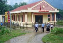 Nhà văn hoá bản Cổ Tràng, xã Trường Sơn (Quảng Ninh) được xây dựng khang trang, đáp ứng nhu cầu sinh hoạt văn hóa cộng đồng của người dân.