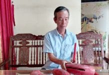 Ông Lê Văn Dương luôn tâm huyết với công tác bảo tồn nghệ thuật bài chòi.